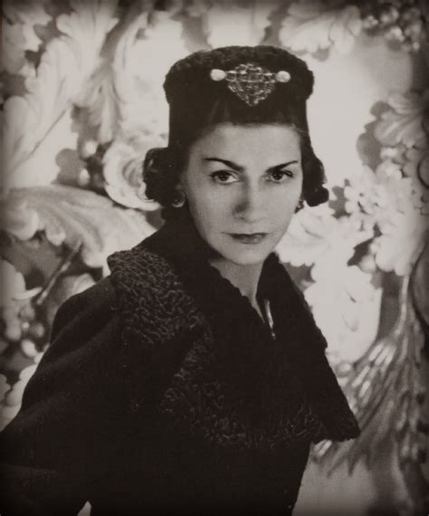 coco chanel anos 20|Coco Chanel ejemplos.